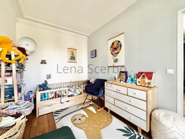 Appartement
         3 pièces
        - 63 m² 545 000 € *
