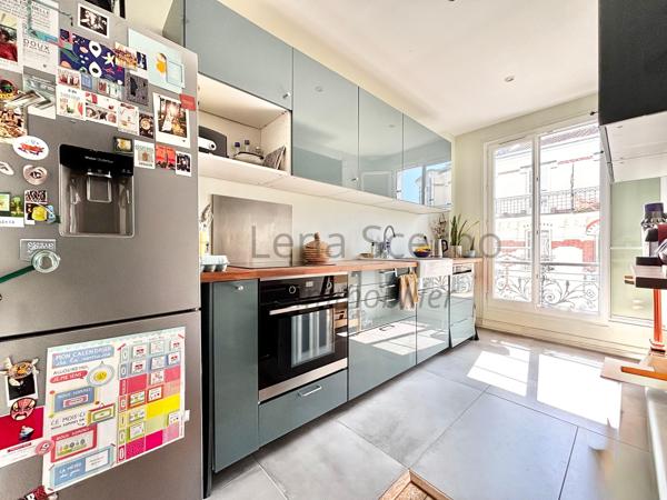 Appartement
         3 pièces
        - 63 m² 545 000 € *