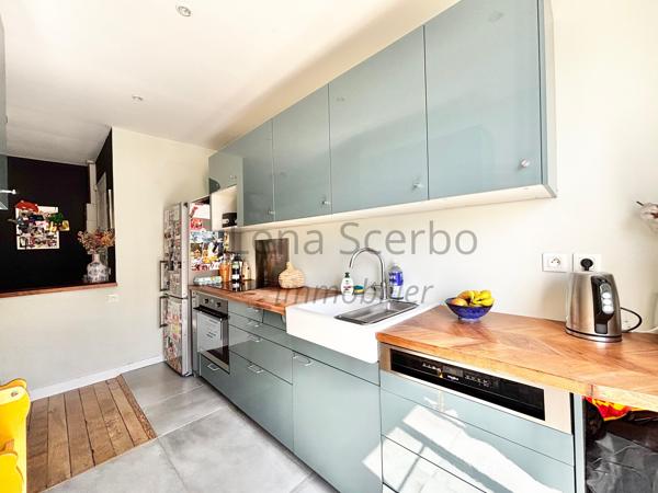 Appartement
         3 pièces
        - 63 m² 545 000 € *
