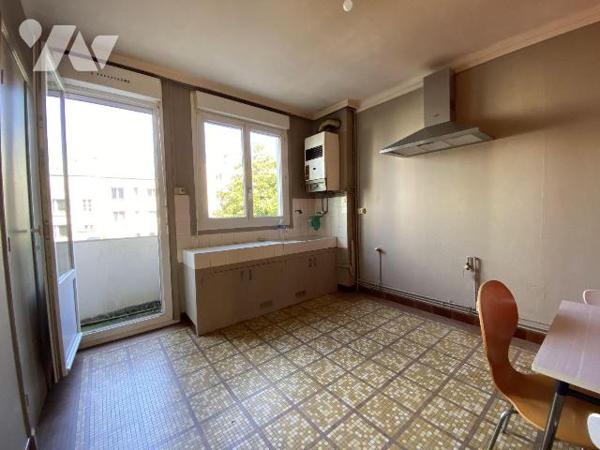 Secteur Siam / Triangle d'Or - Au coeur de l'un des quartiers les plus recherchés de Brest, déc...