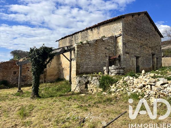 Maison à vendre 1 pièce 95 m² Aunac-sur-Charente