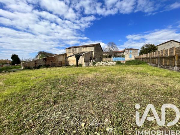 Maison à vendre 1 pièce 95 m² Aunac-sur-Charente