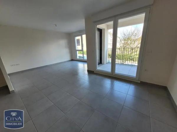 Appartement à louer 3 pièces 71.02m²