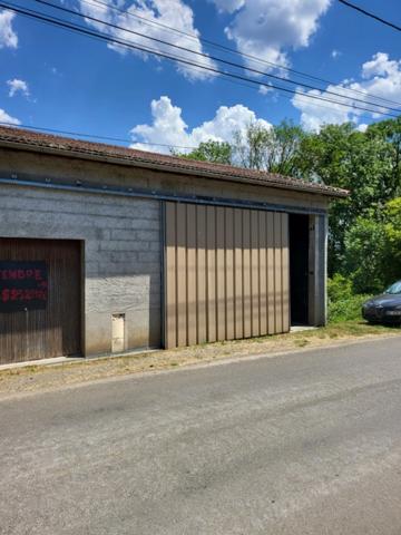 Garage à vendre 3 pièces  (63)