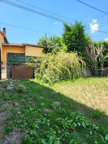 Garage à vendre 3 pièces  (63)