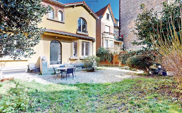 Maison à vendre    6 pièces •  Montrouge