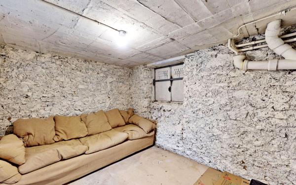 Maison à vendre    6 pièces •  Montrouge