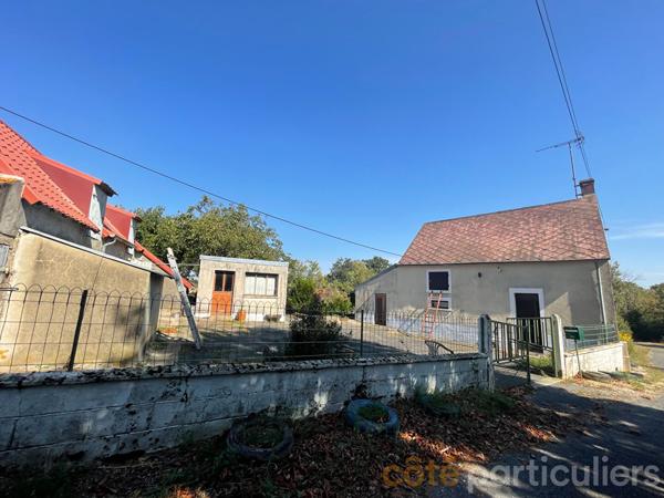 Vente
                Maison98 m² - 5 Pièces -
                    LE CHATELET (18170)