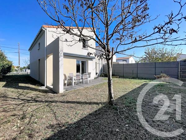Maison à vendre  4 pièces - 97 m 2   REZE  - 44