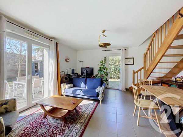 Maison à vendre  4 pièces - 97 m 2   REZE  - 44