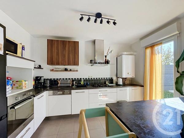 Maison à vendre  4 pièces - 97 m 2   REZE  - 44