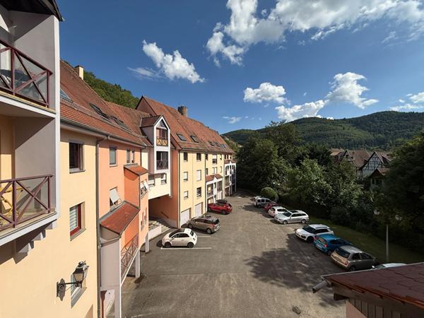 Appartement Kaysersberg 4 pièce(s) 100 m2 avec deux balcons et garage