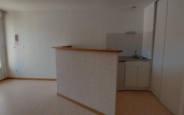 Appartement à louer    1 pièce • 55,83 m2 Château-Thierry