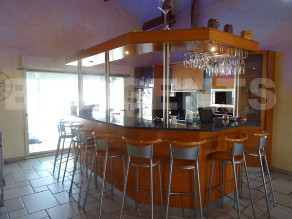 BELLE PROPRIETE AVEC PRESTAIONS DE QUALITE