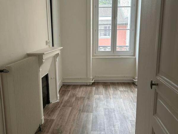 Appartement 3 pièces T3 F3 76.6 m² à Limoges 9 AVENUE G ET V LEMOINE 87100 à louer
