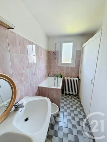 Maison à vendre  8 pièces - 126 m 2   LAVAL  - 53