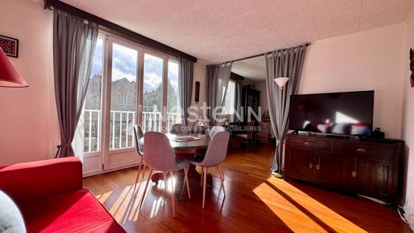 3 PIECES TRAVERSANT- PARKING - CAVE - PROCHE CENTRE VILLE ET BORDS DE MARNE