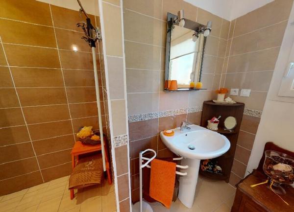 Maison à vendre    4 pièces •  Ruoms