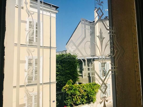 "Versailles Les Près" Quartier Notre Dame - superbe appartement d'angle de 80m² Loyer 2 002 €/mois charges comprises **  - Référence  9452