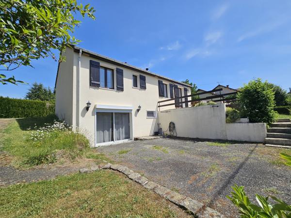 Maison
         7 pièces
        - 152 m²