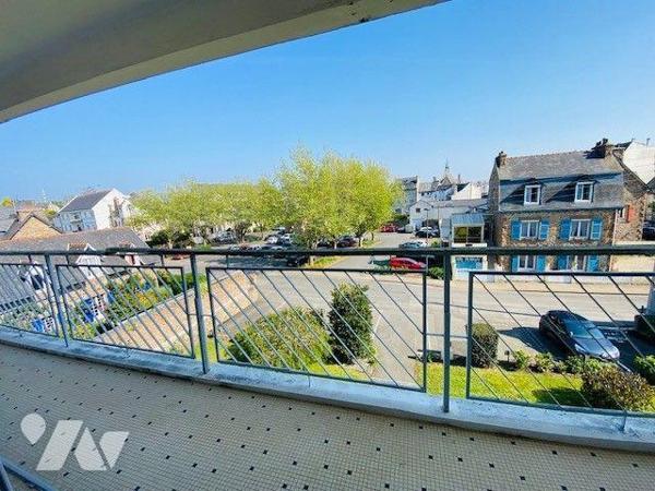 A  Vendre à Perros-Guirec (22700), centre-ville, Appartement de type T1bis, d'une surface habit...