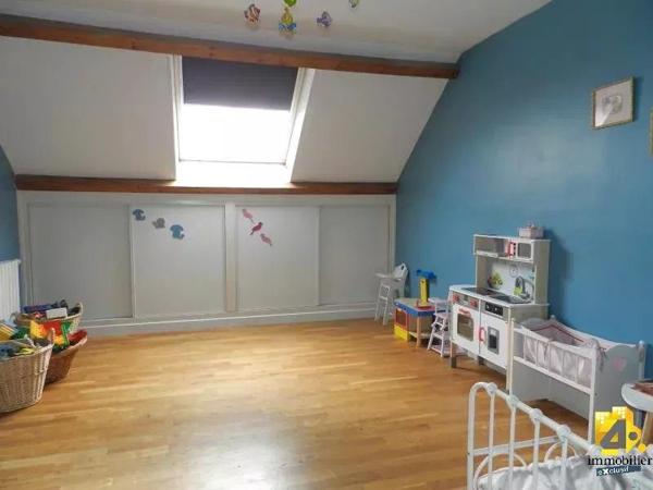MARGNY lès COMPIEGNE MAISON  5 Chbres +