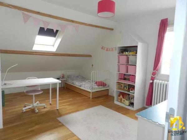 MARGNY lès COMPIEGNE MAISON  5 Chbres +
