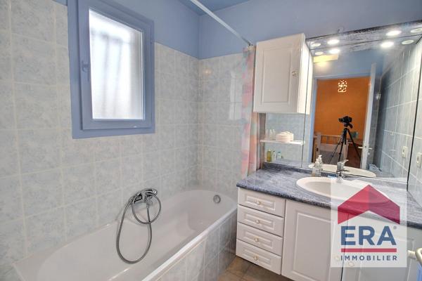 Maison Camaret Sur Aigues 140 m2