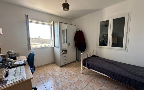 Maison à vendre    6 pièces •  Garons