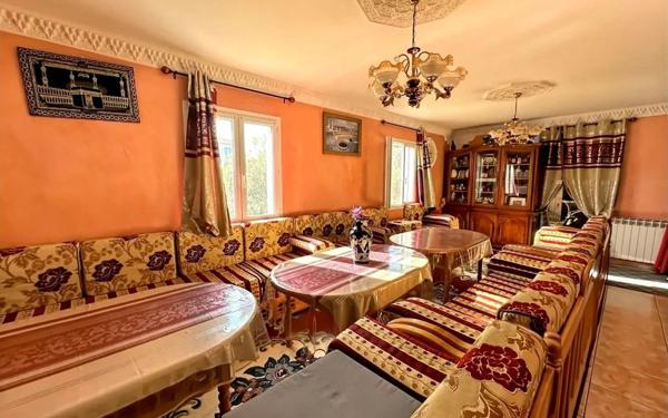 Maison à vendre    6 pièces •  Garons