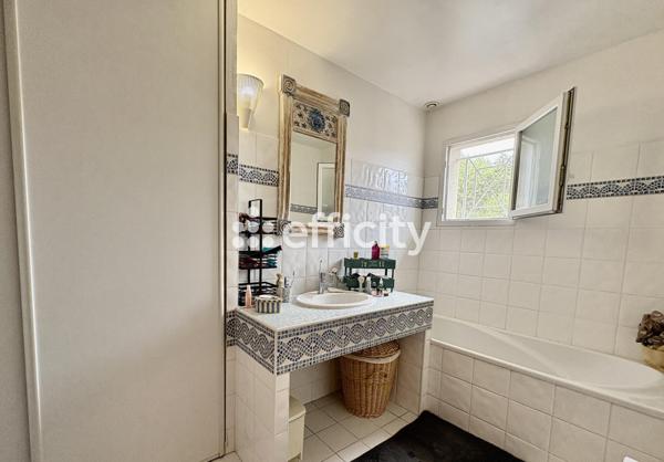 Maison 3 pièces - 84 m²