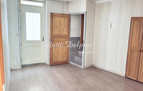 Maison de village à vendre avec cour, balcon et grenier  : un potentiel exceptionnel à Sorgues (84)