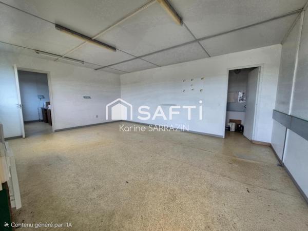 bâtiment professionnel sur axe Avranches - Pontorson bénéficiant d'une très belle visibilité