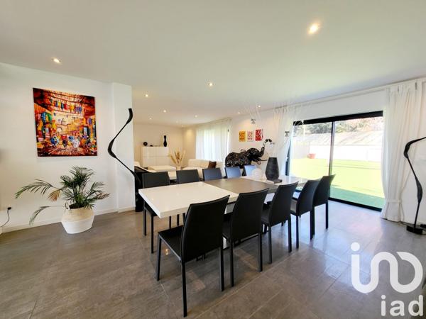 Maison à vendre 9 pièces 376 m² Mundolsheim