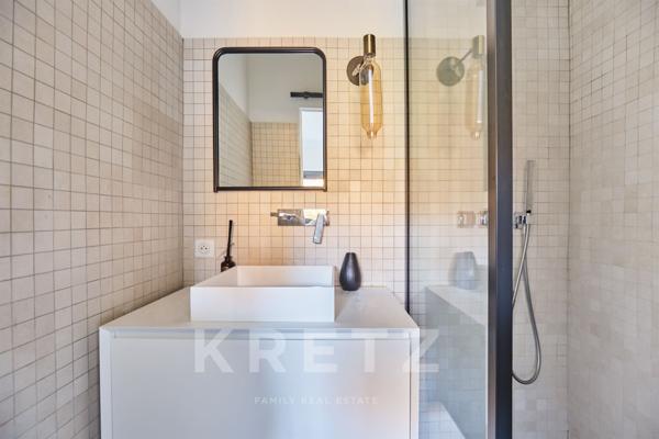 PROCHE AIX-EN-PROVENCE- VILLA DE CHARME RÉNOVÉE DE 200 m2, 4 CHAMBRES