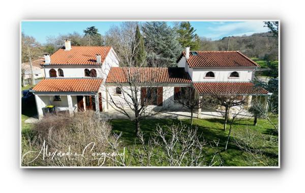Dpt Tarn (81), à vendre SAIX maison P8 de 208 m² sur terrain de 1400 m² avec double garage