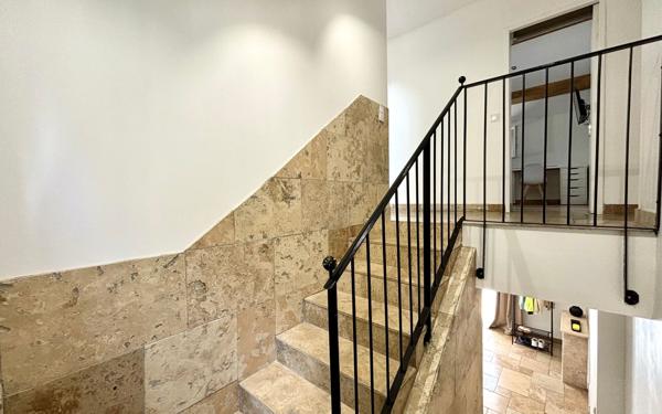 Maison à vendre    5 pièces •  Salon-de-Provence