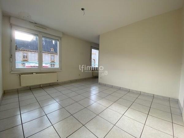 Appartement F2 avec cave et garage