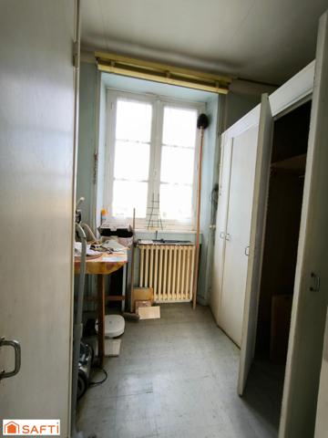 ANCIENNE ECOLE PLUS UN HANGAR DE 277M² PLUS DEPENDANCE