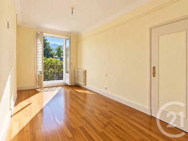 Appartement T3 à vendre  3 pièces - 90,06 m 2   AIX LES BAINS  - 73