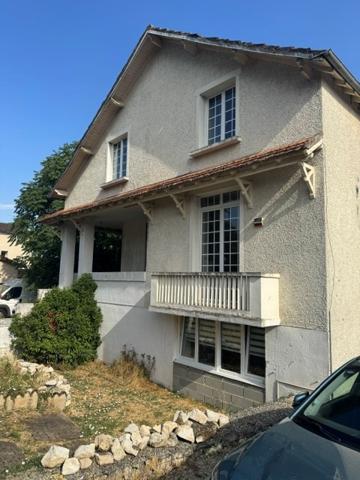 Belle maison de ville de 4 chambres avec jardin à Montmorillon