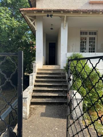 Belle maison de ville de 4 chambres avec jardin à Montmorillon