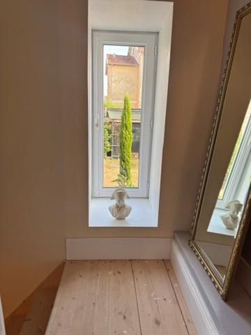 Belle maison de ville de 4 chambres avec jardin à Montmorillon