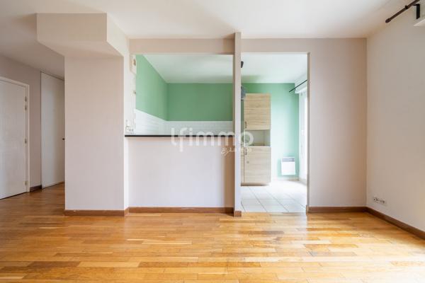 Le Raincy- Centre Ville- Appartement 2P 51m2 et Jardin 42m2- Pkg