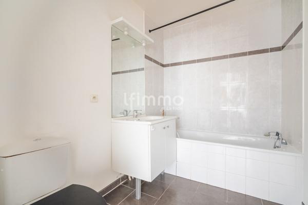 Le Raincy- Centre Ville- Appartement 2P 51m2 et Jardin 42m2- Pkg
