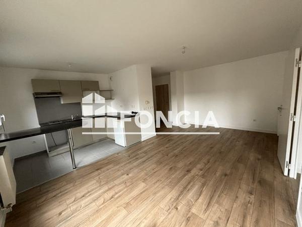 Location Appartement 2 pièces 48.24 m² - 30 RUE CLAUDE NICOLAS LEDOUX Creteil 94000
