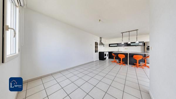 Appartement T3 68m² balcon garage Prévessin-moëns 01280