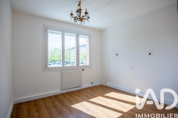 Maison à vendre 5 pièces 92 m² Orléans