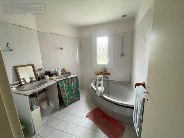 Maison à vendre à Saint-Philbert-de-Grand-Lieu en Loire-Atlantique (44310), ref : 44039-1783