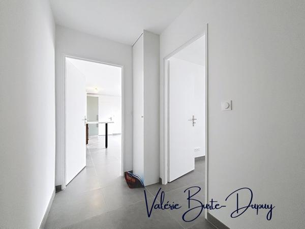 Appartement à vendre 3 pièces 64,80m2 2 chambres et garage SAINT PRYVE SAINT MESMIN (45)